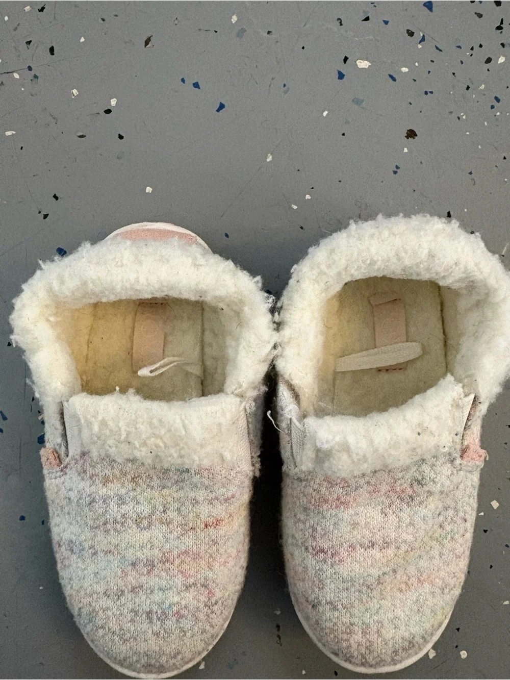 Roxy Toddler Size 8 Cloud Cozy Slip-On Shoes